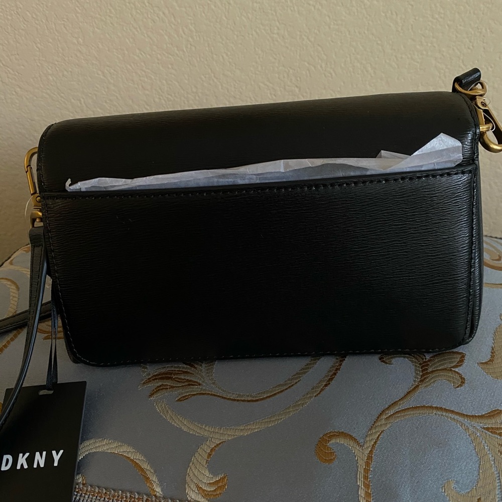 DKNY Paige Flip Floral Cross body - Picture 2 of 8